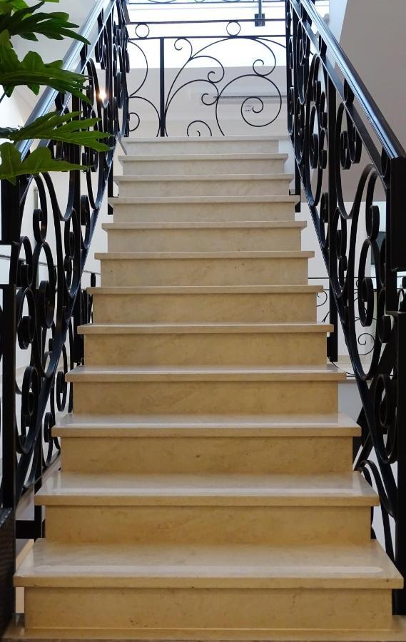 Bowen, Luxury Suites Lagos Exterior photo